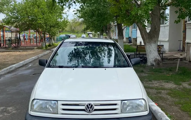 Volkswagen Vento 1993 года за 1 200 000 тг. в Актобе