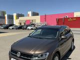 Volkswagen Tiguan 2017 года за 10 500 000 тг. в Астана – фото 2