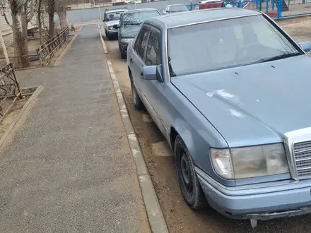 Mercedes-Benz E 230 1990 года за 1 100 000 тг. в Кызылорда – фото 3