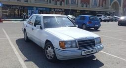 Mercedes-Benz E 200 1993 года за 1 100 000 тг. в Тараз