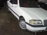 Mercedes-Benz C 180 1994 года за 1 650 000 тг. в Астана