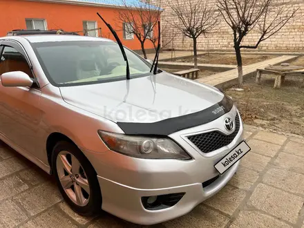 Toyota Camry 2010 года за 6 000 000 тг. в Жанаозен – фото 2