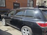 Toyota Highlander 2011 года за 12 500 000 тг. в Семей – фото 3