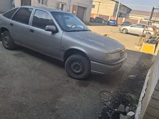 Opel Vectra, 1995