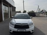 Toyota Highlander 2014 года за 15 500 000 тг. в Алматы – фото 2