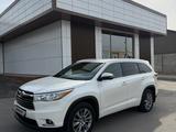 Toyota Highlander 2014 года за 15 500 000 тг. в Алматы
