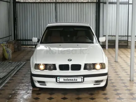 BMW 525 1991 года за 3 000 000 тг. в Алматы – фото 12