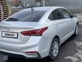 Hyundai Solaris 2019 года за 7 500 000 тг. в Усть-Каменогорск – фото 4