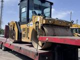 Caterpillar  Катки 2017 года за 23 500 000 тг. в Шымкент – фото 4