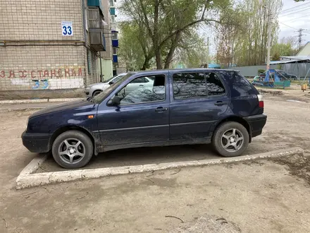 Volkswagen Golf 1994 года за 900 000 тг. в Уральск – фото 2