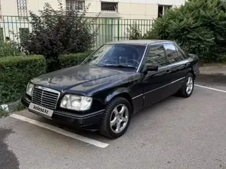 Mercedes-Benz E-Class, 1993