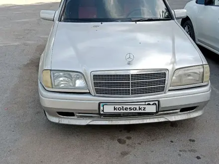 Mercedes-Benz C 180 1995 года за 1 400 000 тг. в Караганда – фото 18