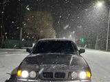 BMW 520 1992 года за 1 200 000 тг. в Алматы – фото 4