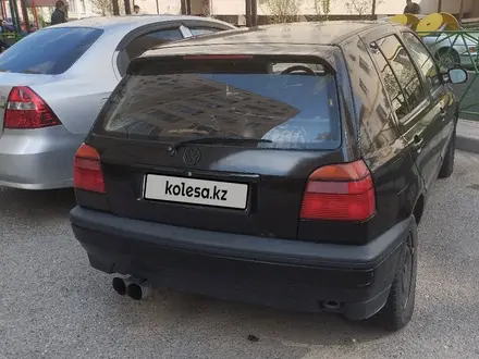 Volkswagen Golf 1995 года за 1 000 000 тг. в Шымкент – фото 2