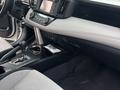 Toyota RAV4 2016 годаүшін8 700 000 тг. в Актобе – фото 2