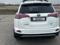 Toyota RAV4 2016 годаүшін8 700 000 тг. в Актобе – фото 6