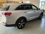 Kia Sorento 2015 годаүшін8 700 000 тг. в Шымкент – фото 4