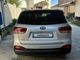 Kia Sorento 2015 годаүшін8 700 000 тг. в Шымкент – фото 5