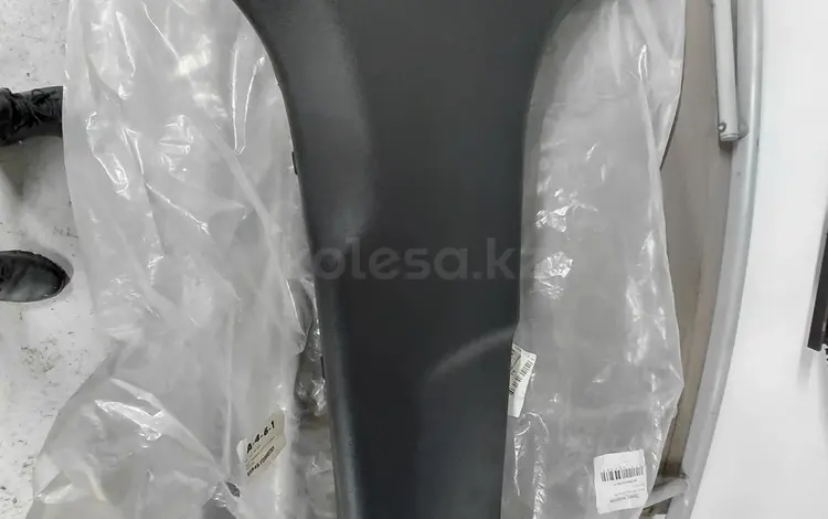 Обшивка центральной стойки Elantra за 15 000 тг. в Уральск