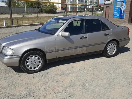 Mercedes-Benz C 180 1995 года за 1 650 000 тг. в Актобе