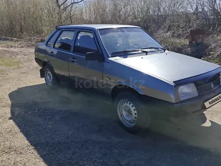 ВАЗ (Lada) 21099 2000 года за 800 000 тг. в Риддер – фото 2