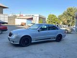 Mercedes-Benz E 320 2004 года за 6 500 000 тг. в Шымкент – фото 2