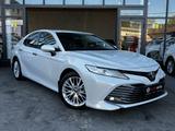 Toyota Camry 2019 года за 13 900 000 тг. в Шымкент