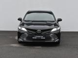 Toyota Camry 2018 годаfor13 400 000 тг. в Атырау – фото 2