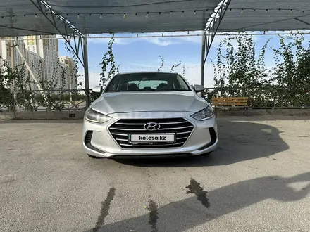 Hyundai Elantra 2018 года за 7 500 000 тг. в Алматы