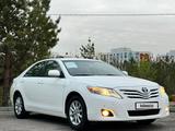 Toyota Camry 2011 года за 5 500 000 тг. в Алматы – фото 2