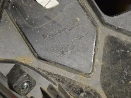 Накладка противотуманной фары левая Hyundai Custin за 15 000 тг. в Караганда – фото 3