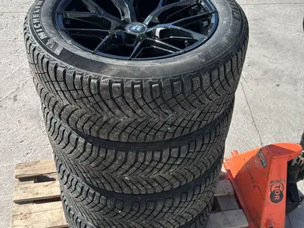 Диски литые легкосплавные + Шины шипованные 265/50 R20 за 1 100 000 тг. в Караганда – фото 8