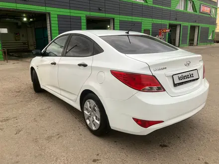 Hyundai Accent 2015 года за 5 000 000 тг. в Актобе – фото 3