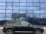 Volkswagen Touareg 2006 годаүшін5 150 000 тг. в Караганда – фото 3