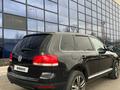 Volkswagen Touareg 2006 года за 5 150 000 тг. в Караганда – фото 4