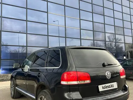 Volkswagen Touareg 2006 года за 5 150 000 тг. в Караганда – фото 6