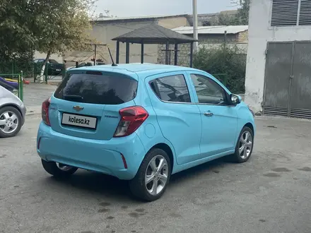 Chevrolet Spark 2021 года за 5 200 000 тг. в Шымкент – фото 2