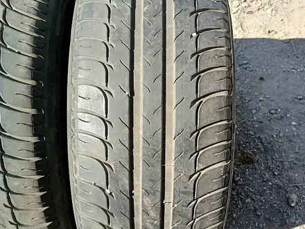 Шины 215/60 R16 — "BFGoodrich g-Grip" (Польша), летние. Три шины за 85 000 тг. в Астана – фото 3