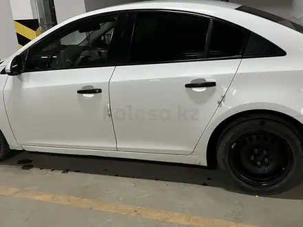 Chevrolet Cruze 2012 года за 3 300 000 тг. в Жезказган – фото 11