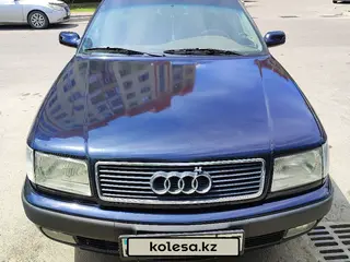 Audi 100