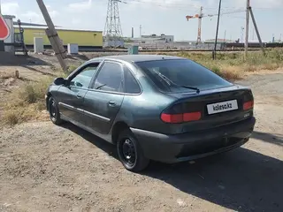 Renault Laguna, 1994