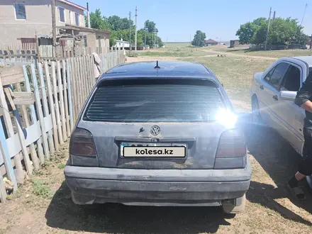 Volkswagen Golf 1994 года за 550 000 тг. в Караганда – фото 4