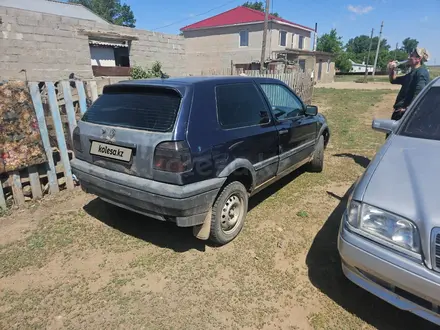 Volkswagen Golf 1994 года за 550 000 тг. в Караганда – фото 3