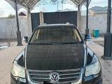 Volkswagen Touareg 2008 года за 5 000 000 тг. в Шымкент