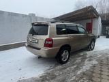 Toyota Highlander 2004 годаfor7 000 000 тг. в Алматы – фото 4