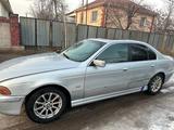 BMW 528 1997 года за 1 500 000 тг. в Шамалган – фото 2