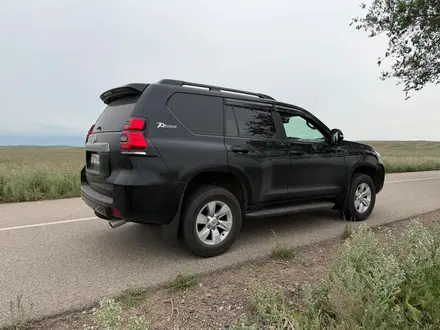 Toyota Land Cruiser Prado 2022 года за 24 000 000 тг. в Алматы – фото 16
