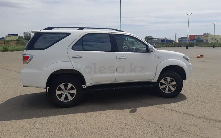 Toyota Fortuner 2007 годаүшін11 000 000 тг. в Уральск