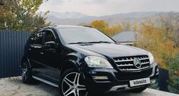 Mercedes-Benz ML 500 2007 годаfor11 000 000 тг. в Алматы