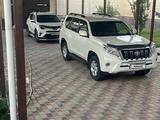 Toyota Land Cruiser Prado 2014 года за 16 700 000 тг. в Шымкент – фото 4